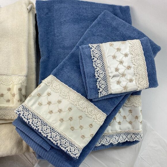 Vintage Saturday Knight Blue & Cream Floral Crochet-Trim Towel Sets of 2 New - Picture 4 of 10